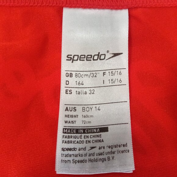 NWOT RARE RED SPEEDO WITH REAR SCRIPT LOGO SWIM BRIEF, SIZE 32" - Picture 4 of 7